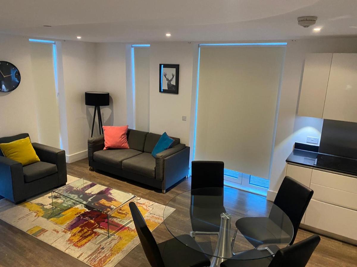 High View Two Bedroom Apartment In Woolwich ลอนดอน ภายนอก รูปภาพ