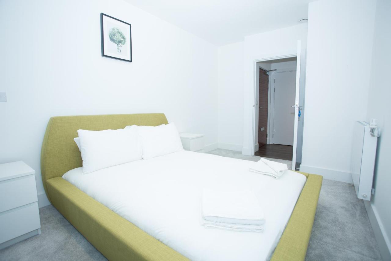 High View Two Bedroom Apartment In Woolwich ลอนดอน ภายนอก รูปภาพ