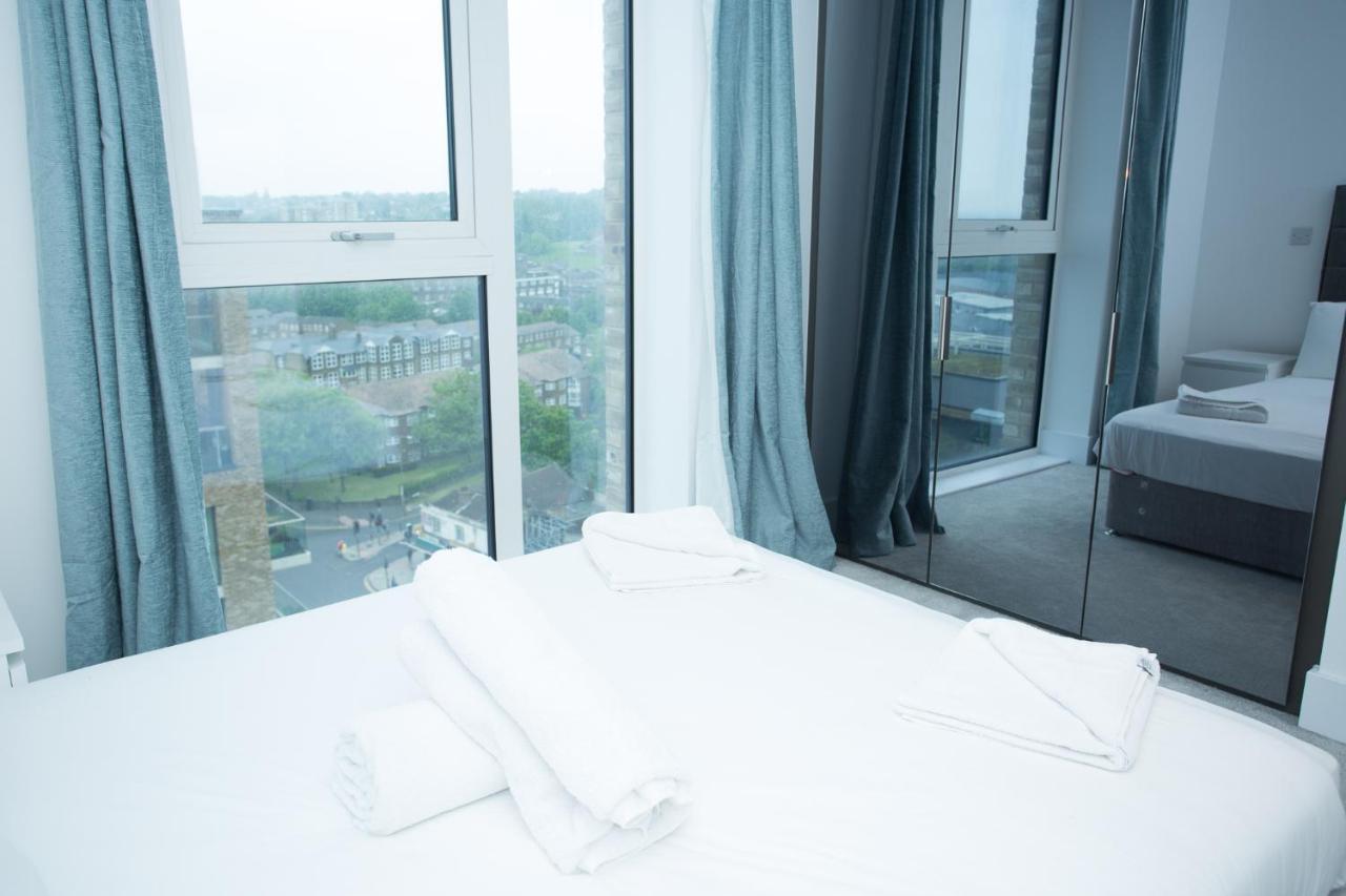 High View Two Bedroom Apartment In Woolwich ลอนดอน ภายนอก รูปภาพ