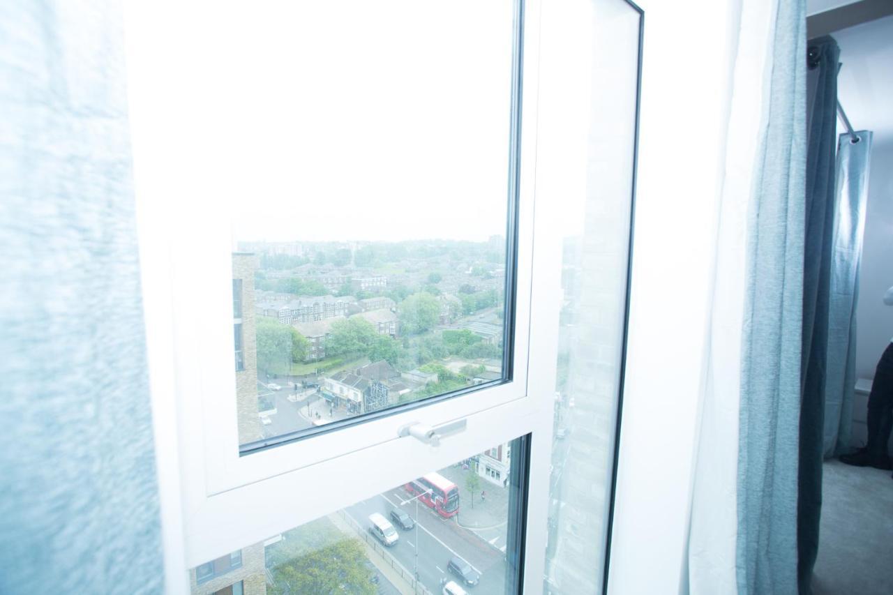 High View Two Bedroom Apartment In Woolwich ลอนดอน ภายนอก รูปภาพ