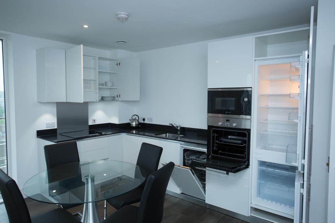 High View Two Bedroom Apartment In Woolwich ลอนดอน ภายนอก รูปภาพ