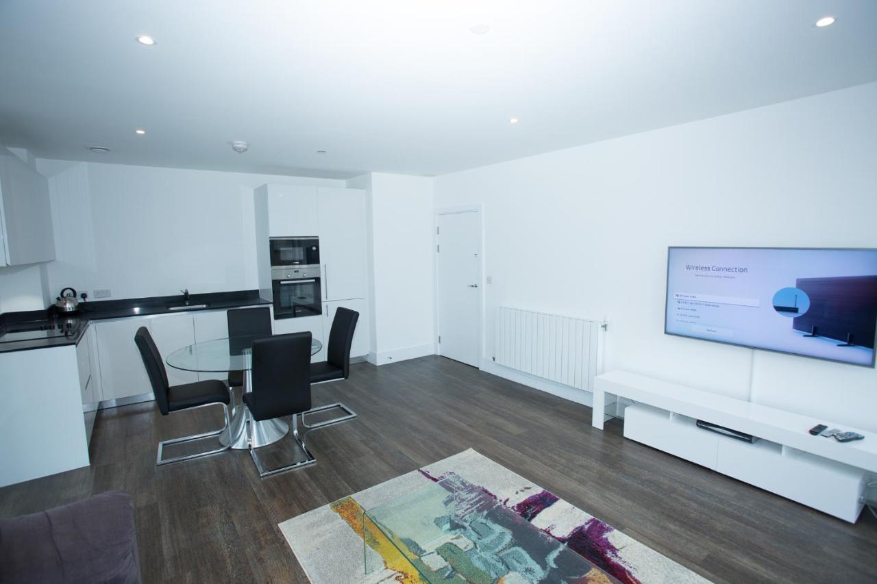 High View Two Bedroom Apartment In Woolwich ลอนดอน ภายนอก รูปภาพ