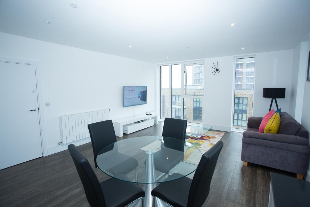 High View Two Bedroom Apartment In Woolwich ลอนดอน ภายนอก รูปภาพ