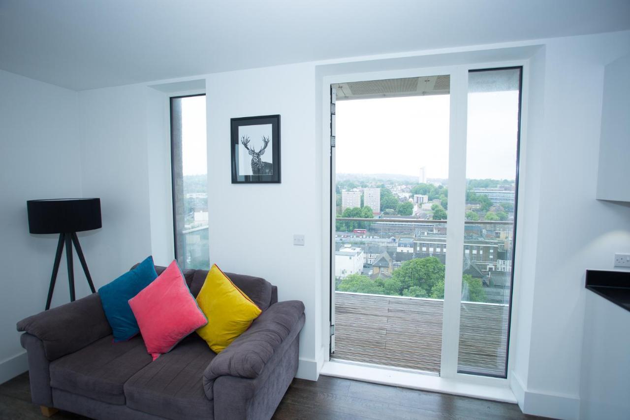 High View Two Bedroom Apartment In Woolwich ลอนดอน ภายนอก รูปภาพ