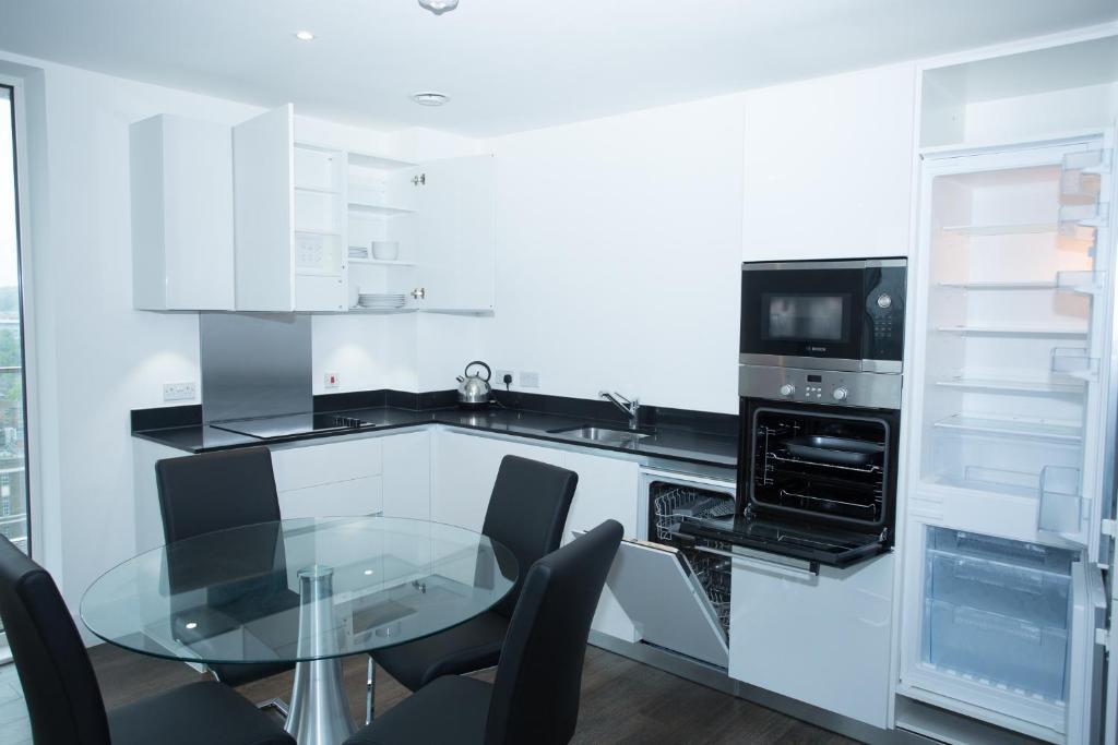 High View Two Bedroom Apartment In Woolwich ลอนดอน ภายนอก รูปภาพ